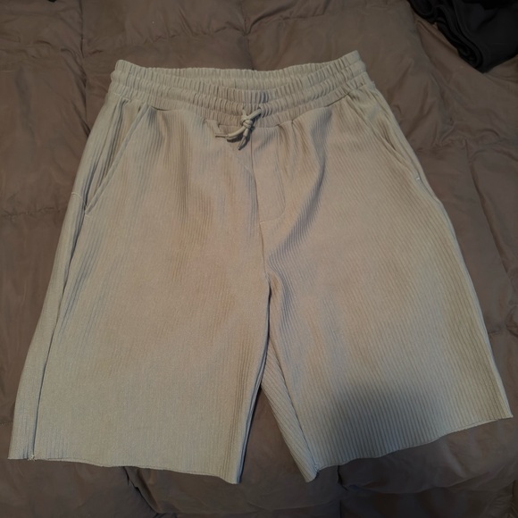 Only & Sons Corduroy Shorts - Picture 1 of 3